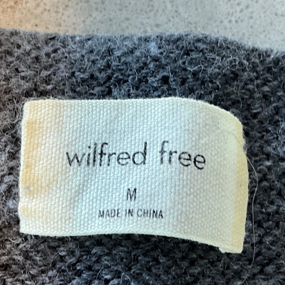 Wilfred Free 100% Merino wool v-neck sweater in thick wool - size M - Picture 8 of 8